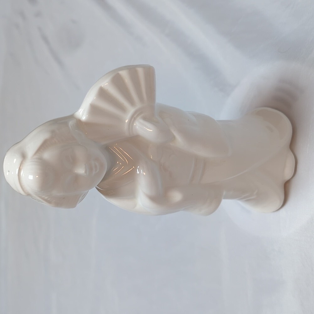 White Geisha with Fan Ceramic Benihana Figurine Vase 8" Tall - Crack READ